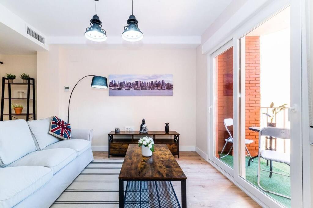 Modern Apartment Close To The City Center And Alhambra Granada Ngoại thất bức ảnh