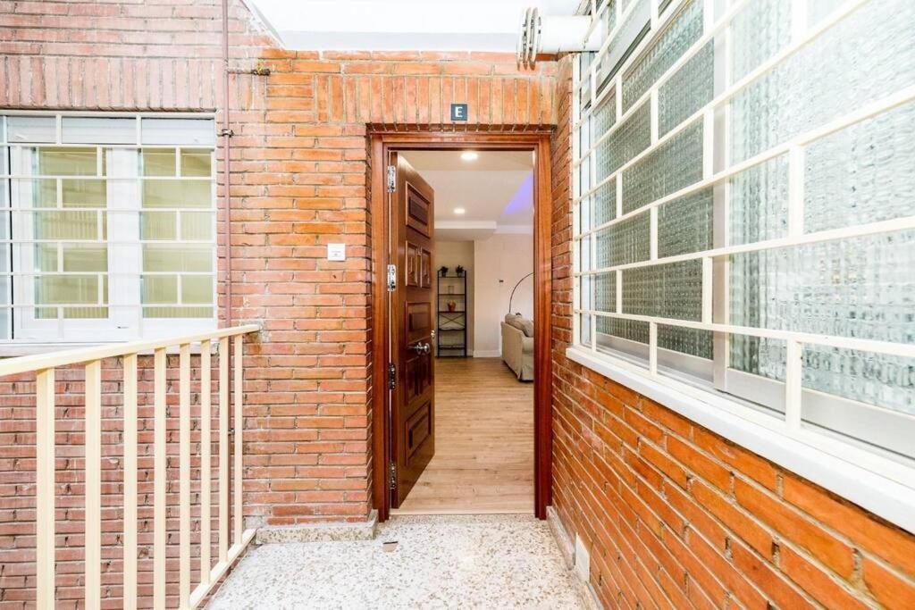 Modern Apartment Close To The City Center And Alhambra Granada Ngoại thất bức ảnh