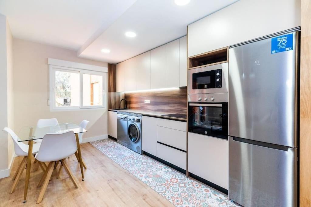 Modern Apartment Close To The City Center And Alhambra Granada Ngoại thất bức ảnh