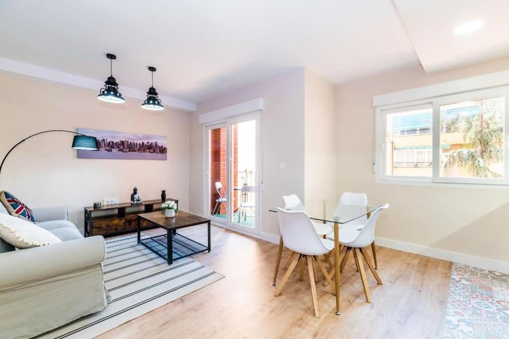 Modern Apartment Close To The City Center And Alhambra Granada Ngoại thất bức ảnh
