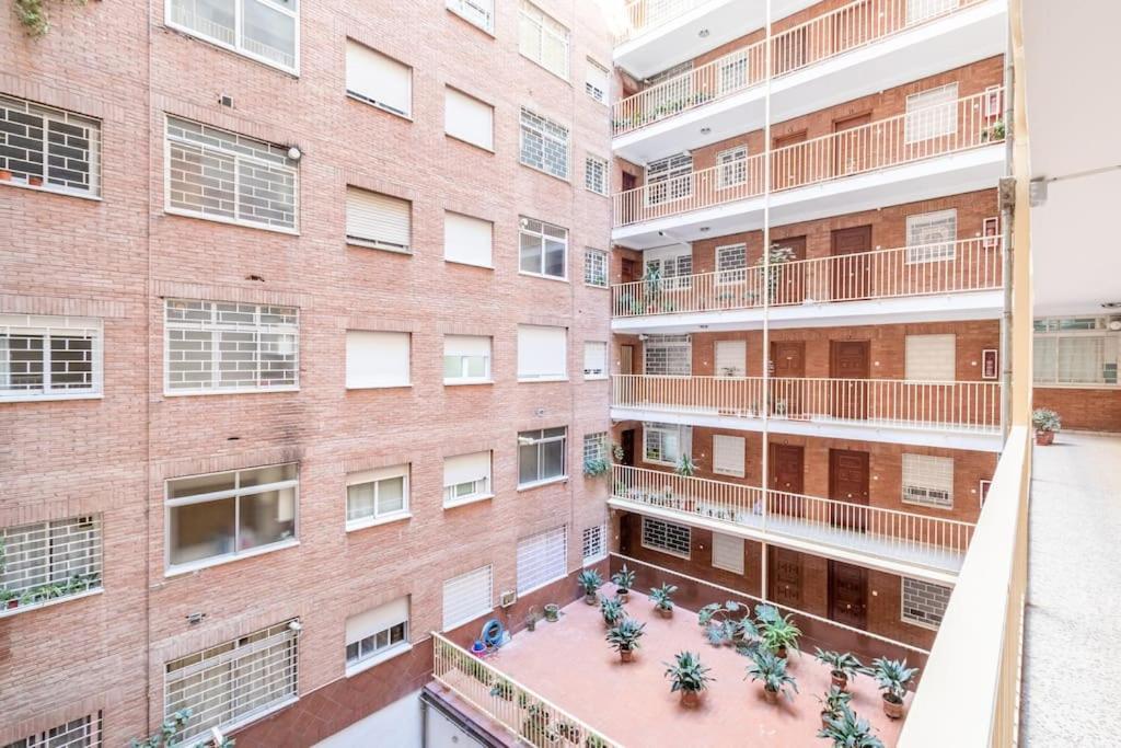 Modern Apartment Close To The City Center And Alhambra Granada Ngoại thất bức ảnh