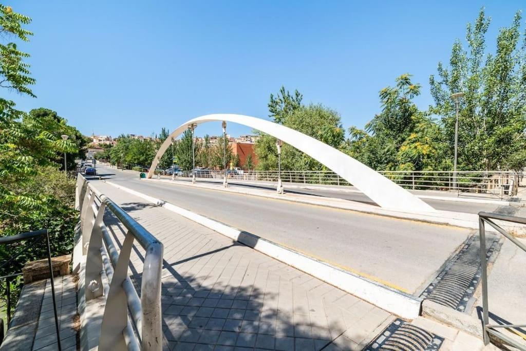 Modern Apartment Close To The City Center And Alhambra Granada Ngoại thất bức ảnh