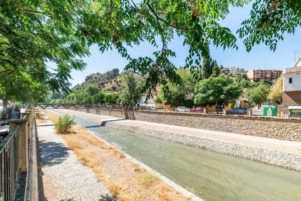 Modern Apartment Close To The City Center And Alhambra Granada Ngoại thất bức ảnh