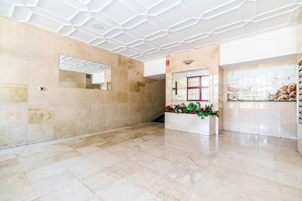 Modern Apartment Close To The City Center And Alhambra Granada Ngoại thất bức ảnh