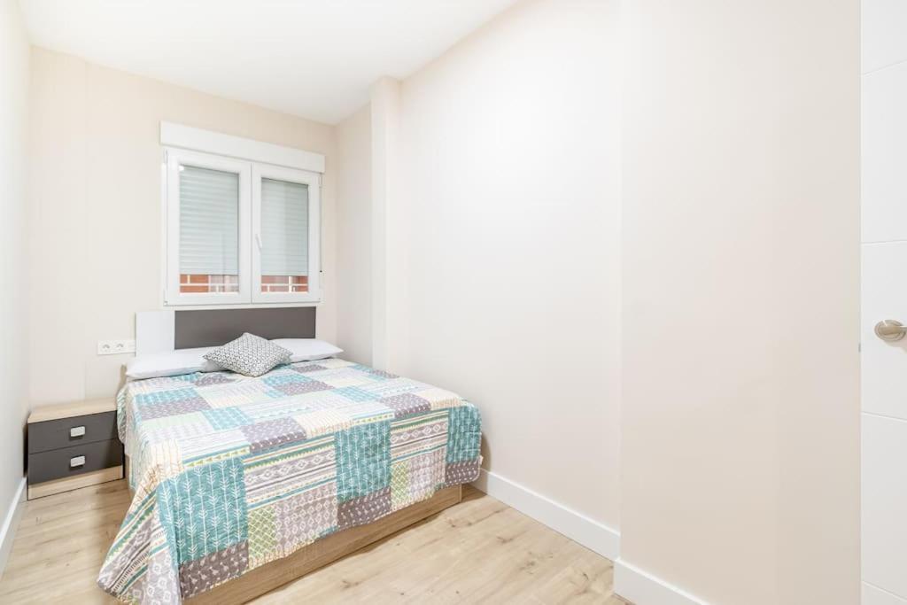 Modern Apartment Close To The City Center And Alhambra Granada Ngoại thất bức ảnh